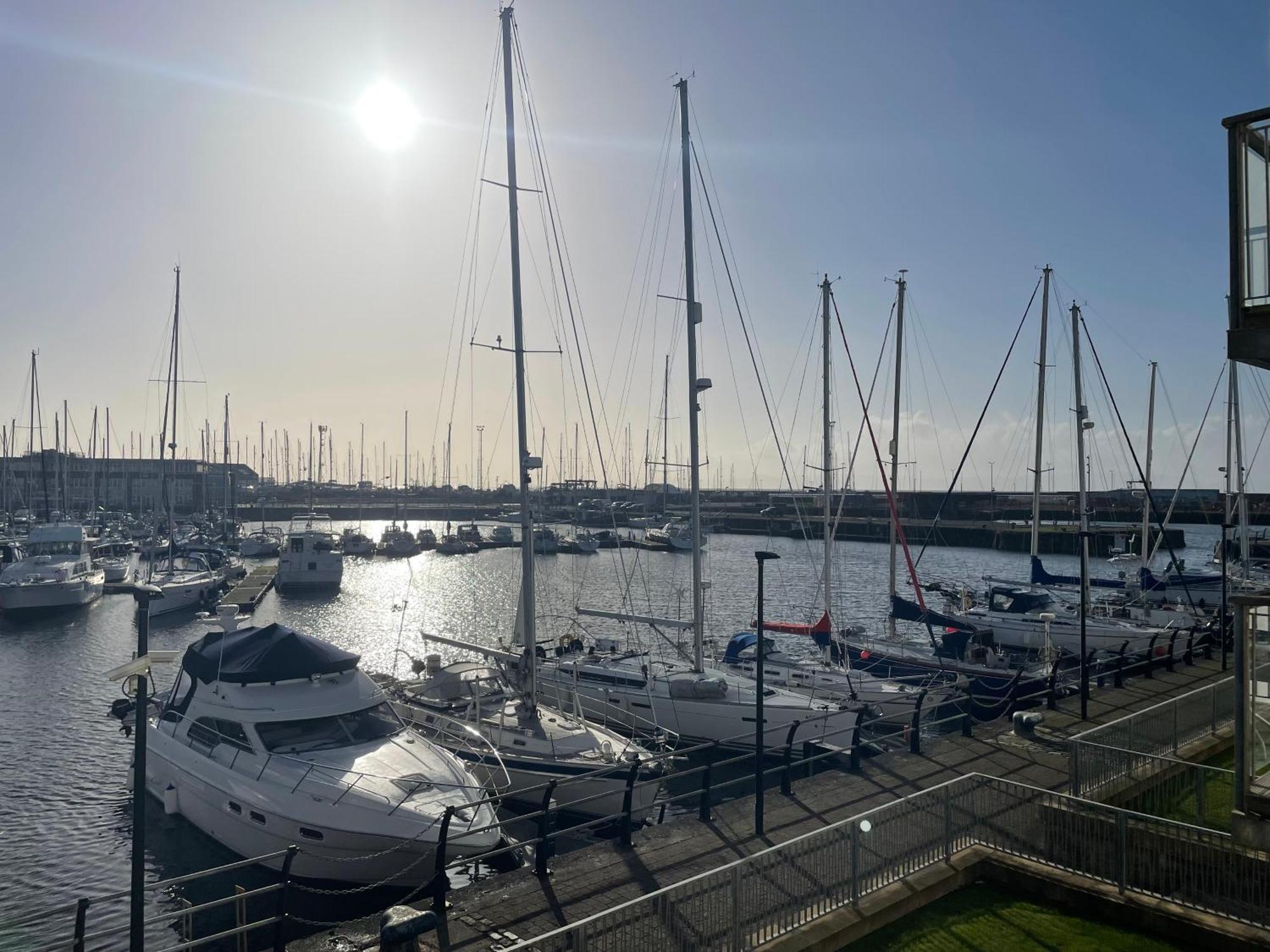Harbour Bliss Apartment Ardrossan Bagian luar foto