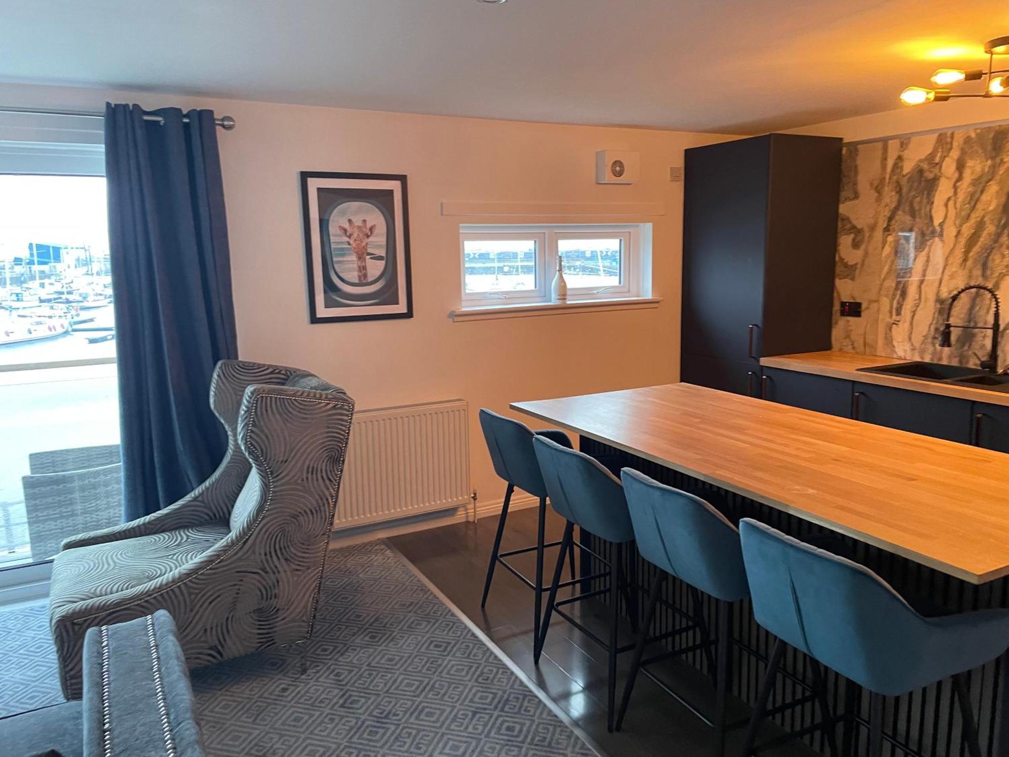 Harbour Bliss Apartment Ardrossan Bagian luar foto